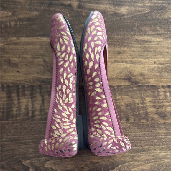 Vionic Women's Carroll Plum/Gold Ballet Flats Size 8 - Picture 5 of 6